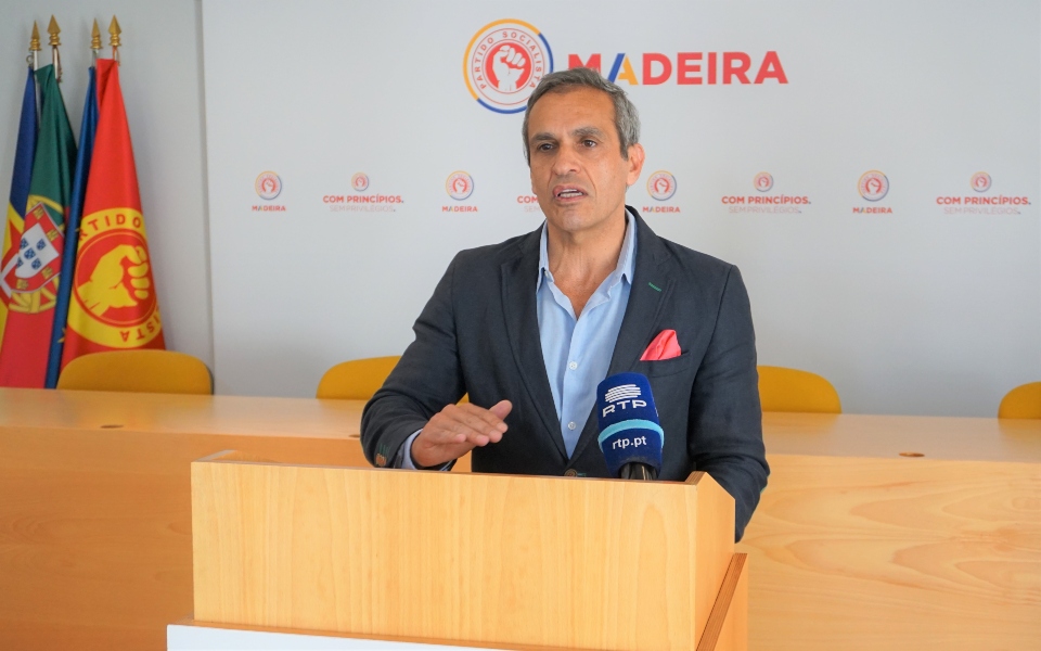 Madeira: Carlos Pereira sublinha que diploma aprovado na República vai permitir baixar ISP e ter combustíveis mais baratos